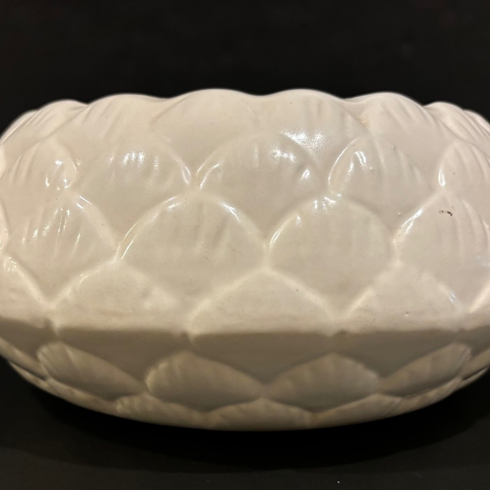 Vtg Judy of Cali USA Planter Cream/White w/Hanger